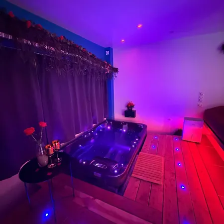 2 Avec Jacuzzi Agde